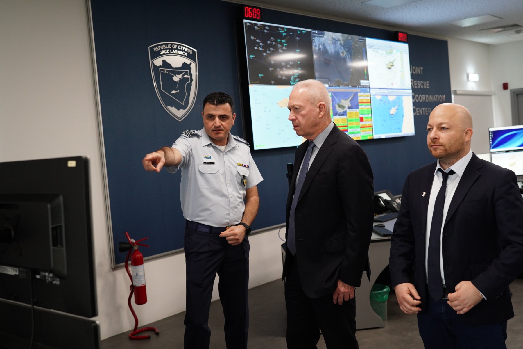 Informative visit of the Minister of Defence of Israel to the JRCC